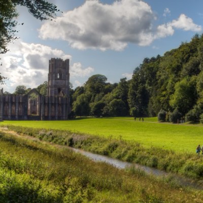 Day trips to Fountains Abbey