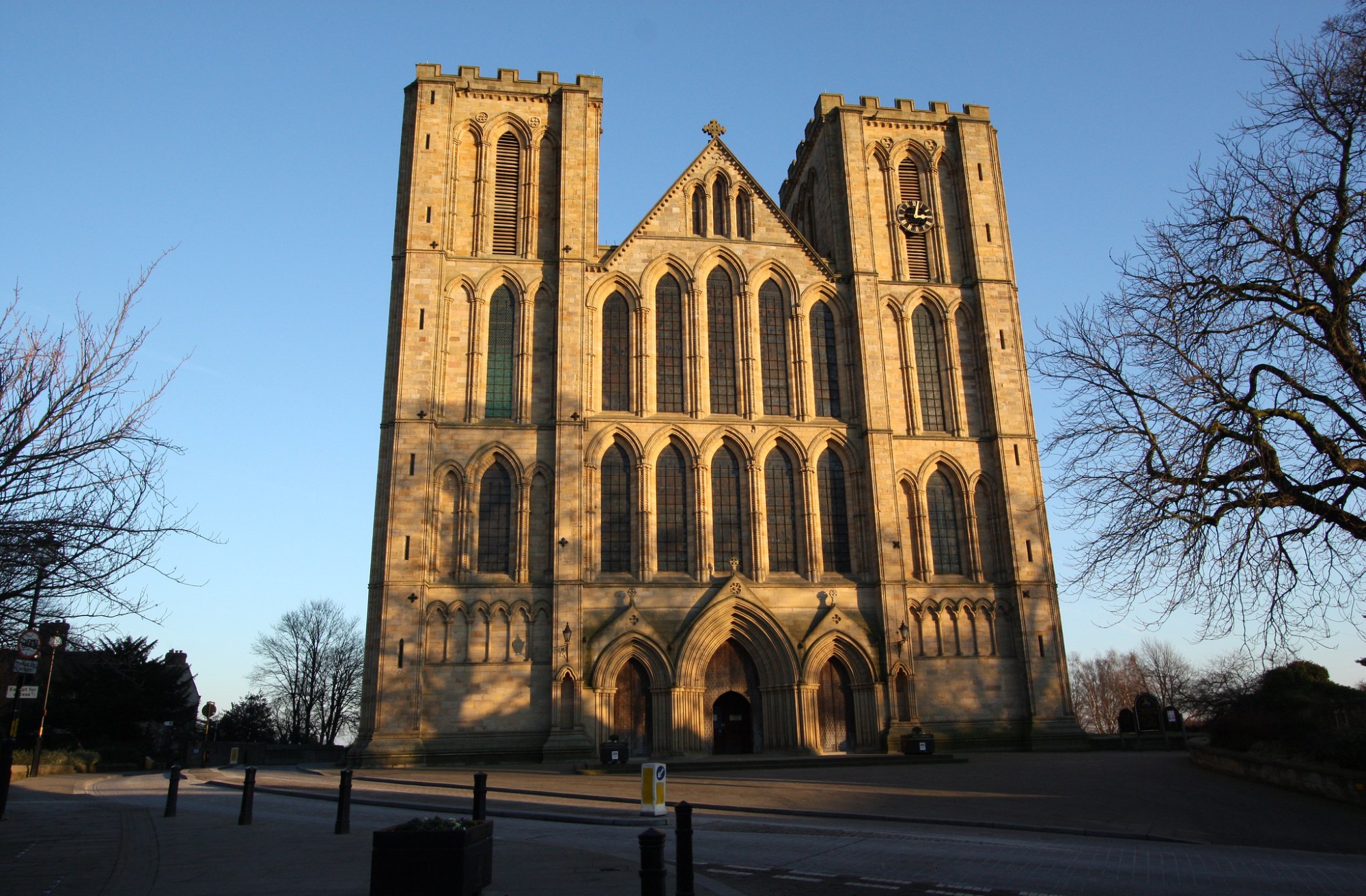 a cathedral with a large clock tower