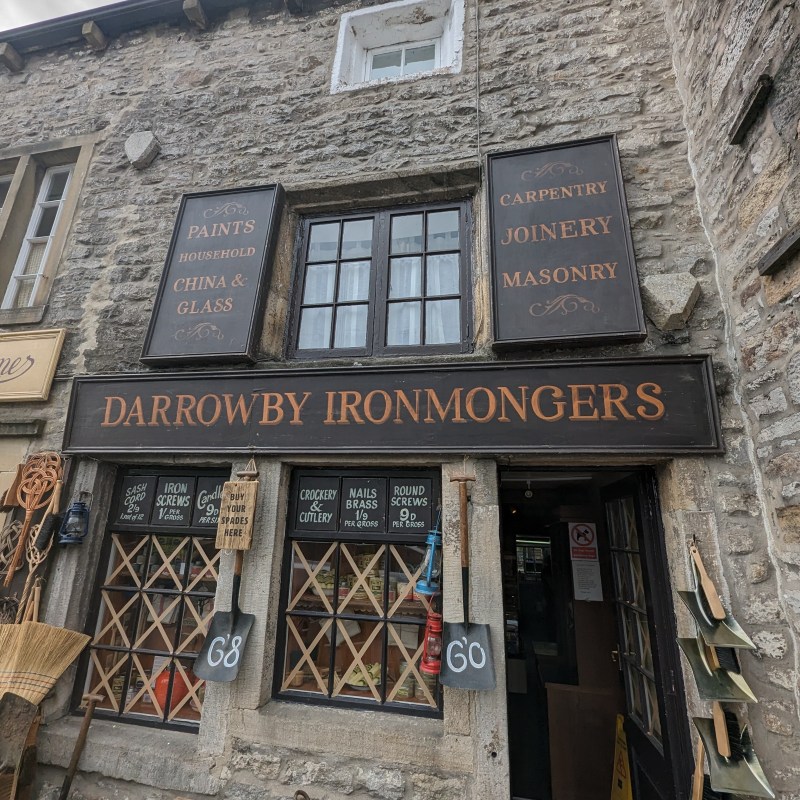 an old stone building